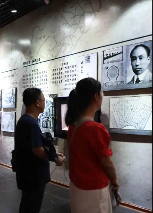 西科暑期社会实践‖百年潮已起,青春歌而行——太阳集团tyc4633与理学院联合开展“回望百年奋斗路 青年接力新征程”党史学习特色社会实践活动